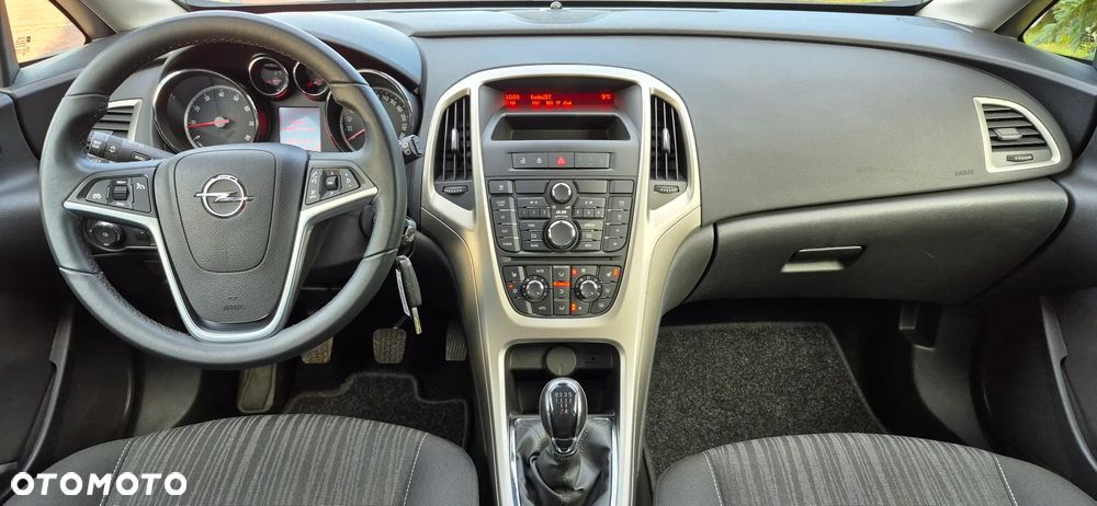 Opel Astra 1.4 ecoFLEX Cosmo - 8