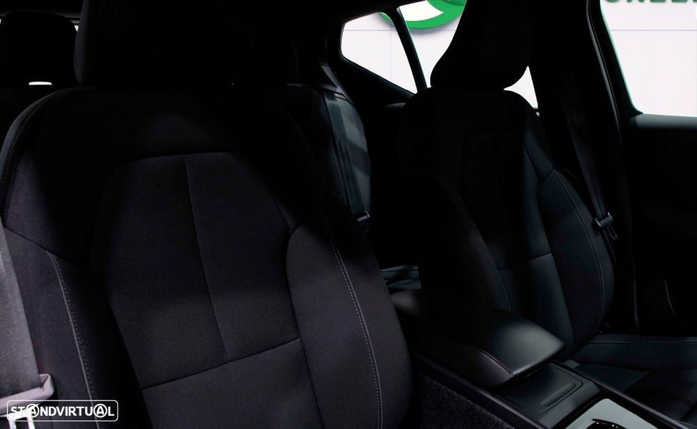 Volvo XC 40 Recharge 78 kWh Twin Motor Core - 11