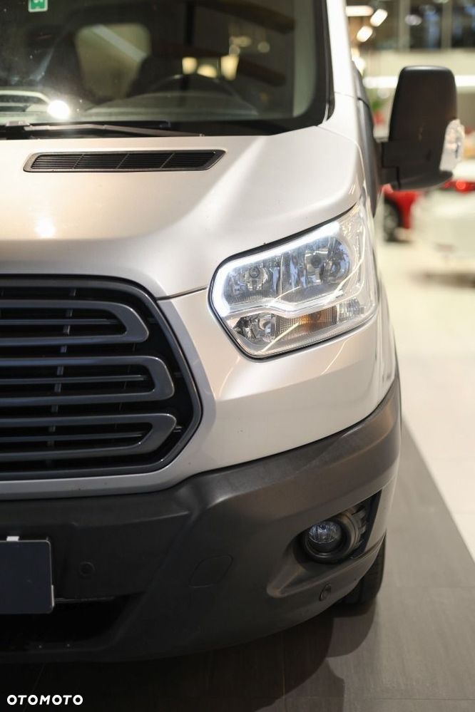 Ford Transit - 32