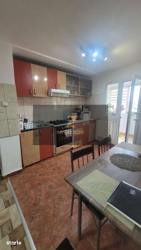 3 camere Transilvaniei bloc cu lift — fotografia 1
