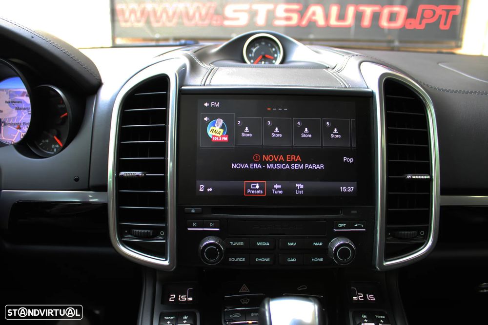 Porsche Cayenne Platinum Edition - 41