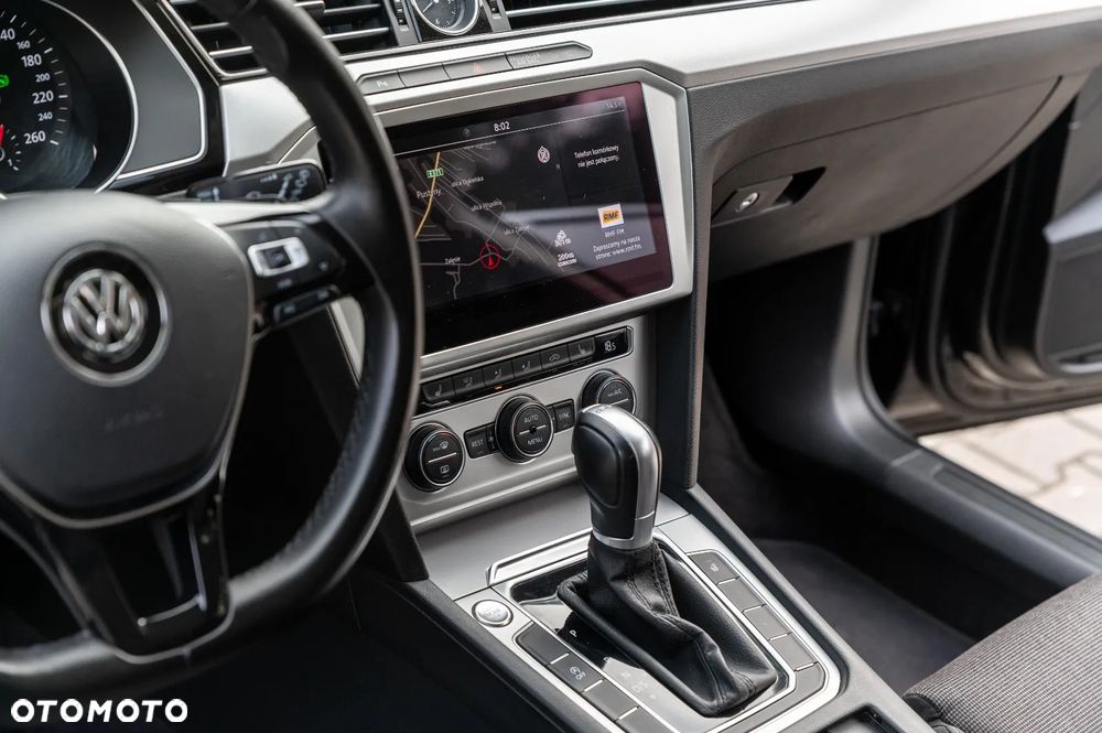Volkswagen Passat 2.0 TDI BMT Comfortline DSG - 25
