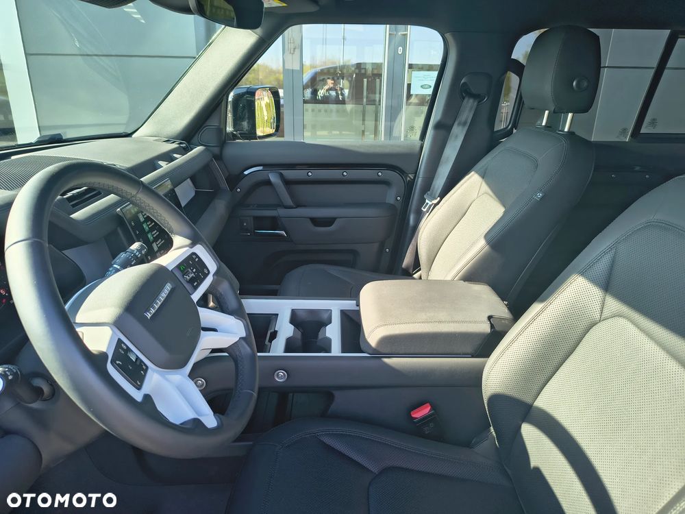Land Rover Defender 3.0 D250 mHEV X-Dynamic SE - 13