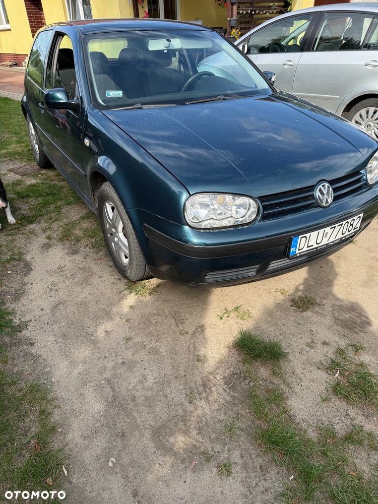 Volkswagen Golf 1.4 Basis - 2