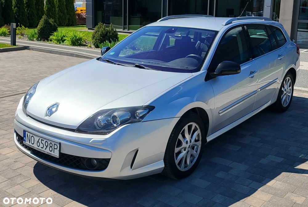 Renault Laguna 2.0 dCi FAP Initiale - 2