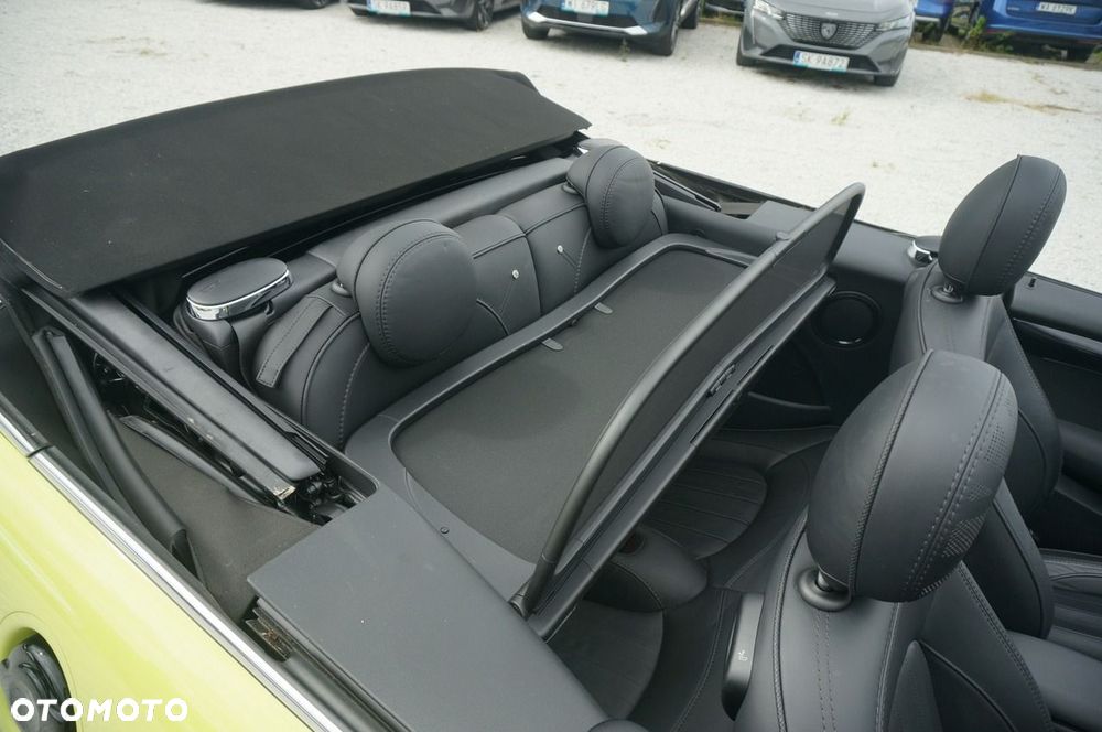 MINI John Cooper Works - 30