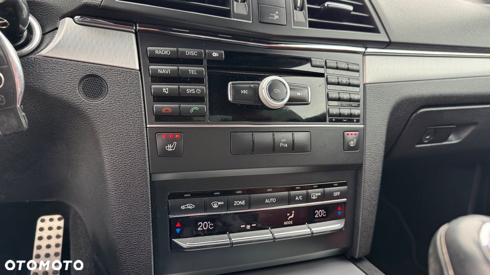 Mercedes-Benz Klasa E 250 CGI BlueEFFICIENCY Automatik Avantgarde - 23