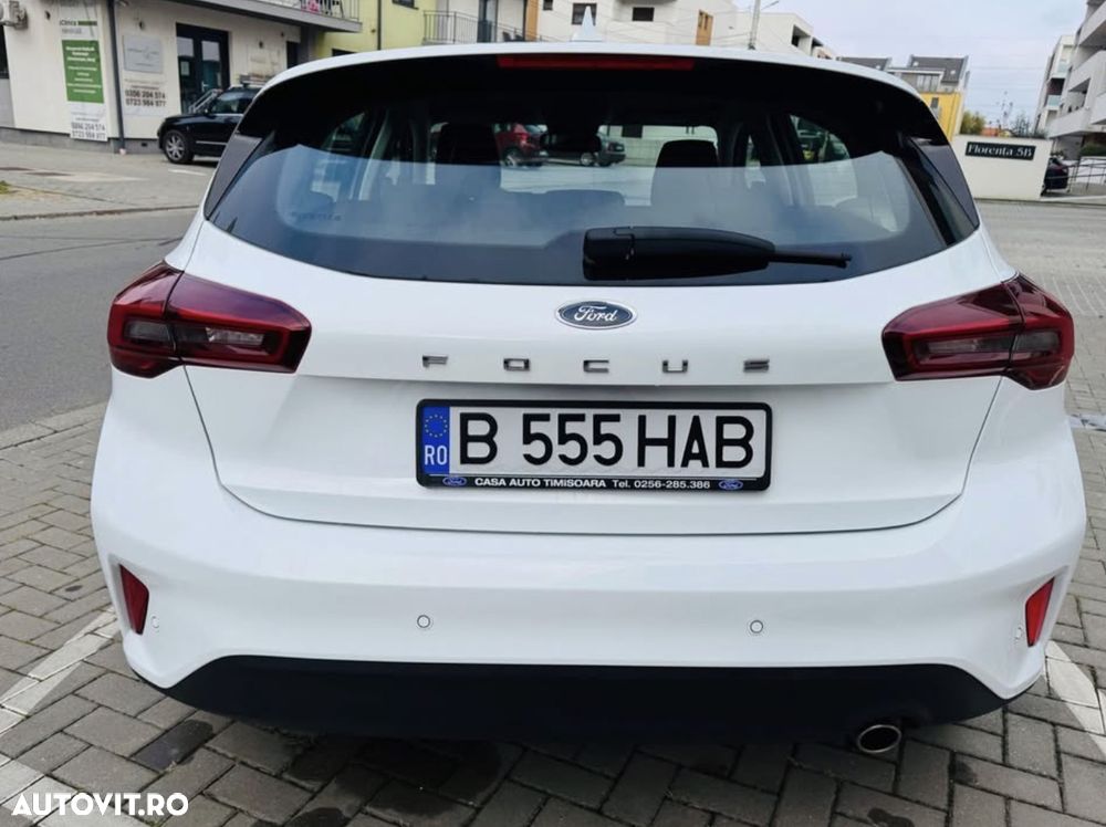Ford Focus 1.0 EcoBoost Titanium - 4