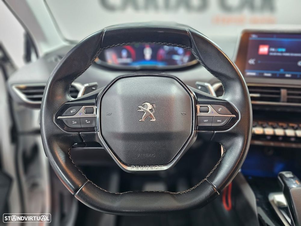 Peugeot 5008 1.2 PureTech Allure EAT8 - 14