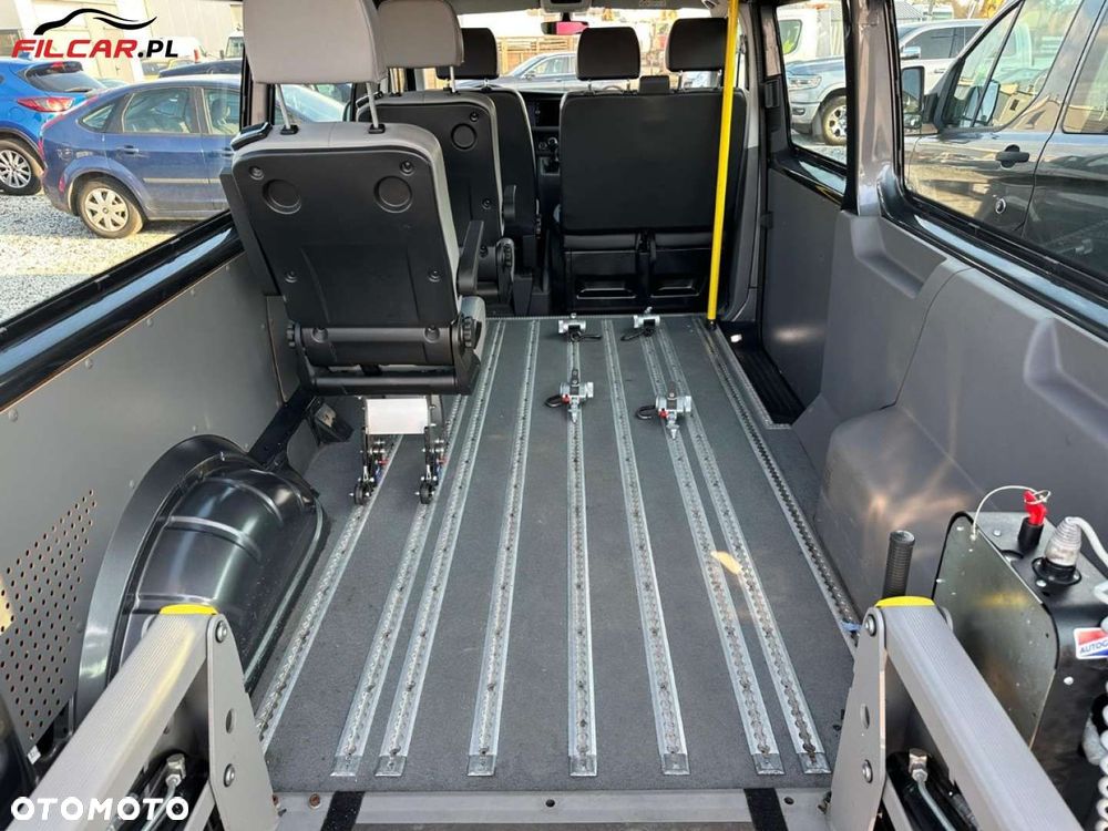 Volkswagen Transporter - 12