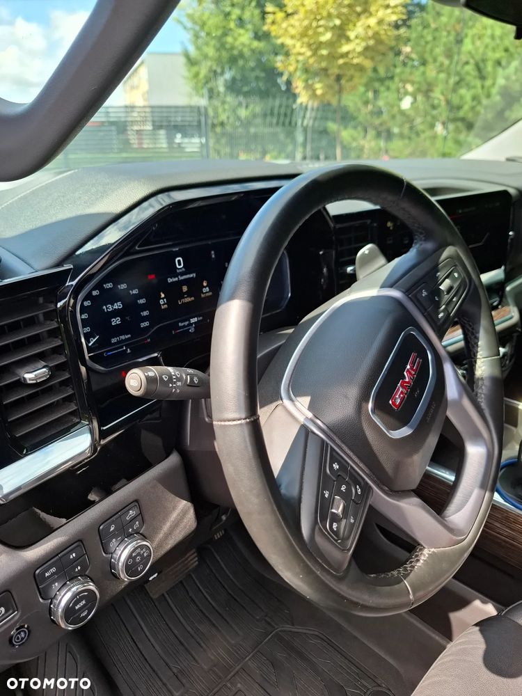 GMC Sierra - 9