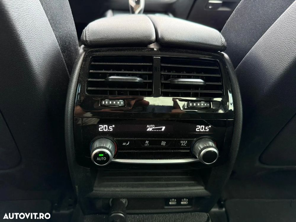 BMW Seria 5 530i AT MHEV - 16