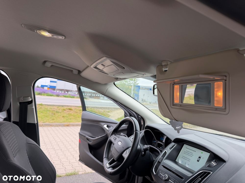 Ford Focus 1.0 EcoBoost Titanium ASS - 19