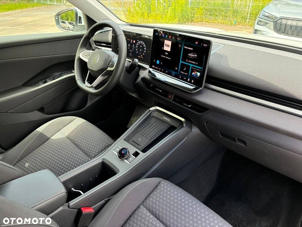 Volkswagen T-Roc - 26