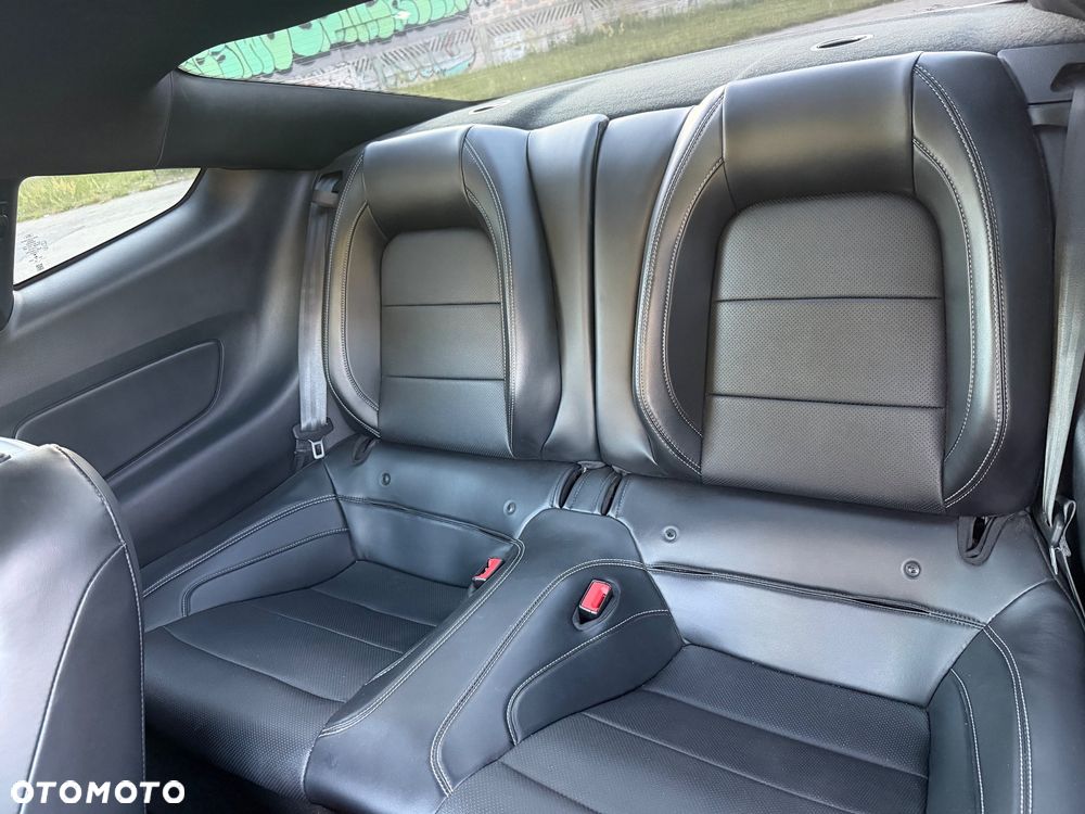 Ford Mustang 2.3 EcoBoost - 32