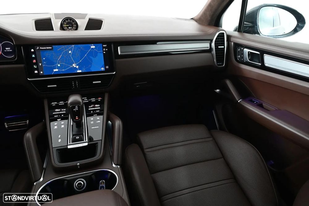 Porsche Cayenne Turbo S E-Hybrid - 15