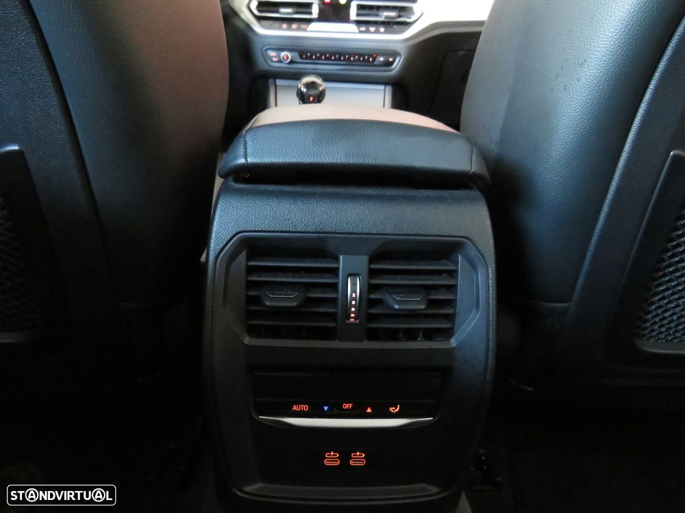 BMW 318 d Line Sport Auto - 14