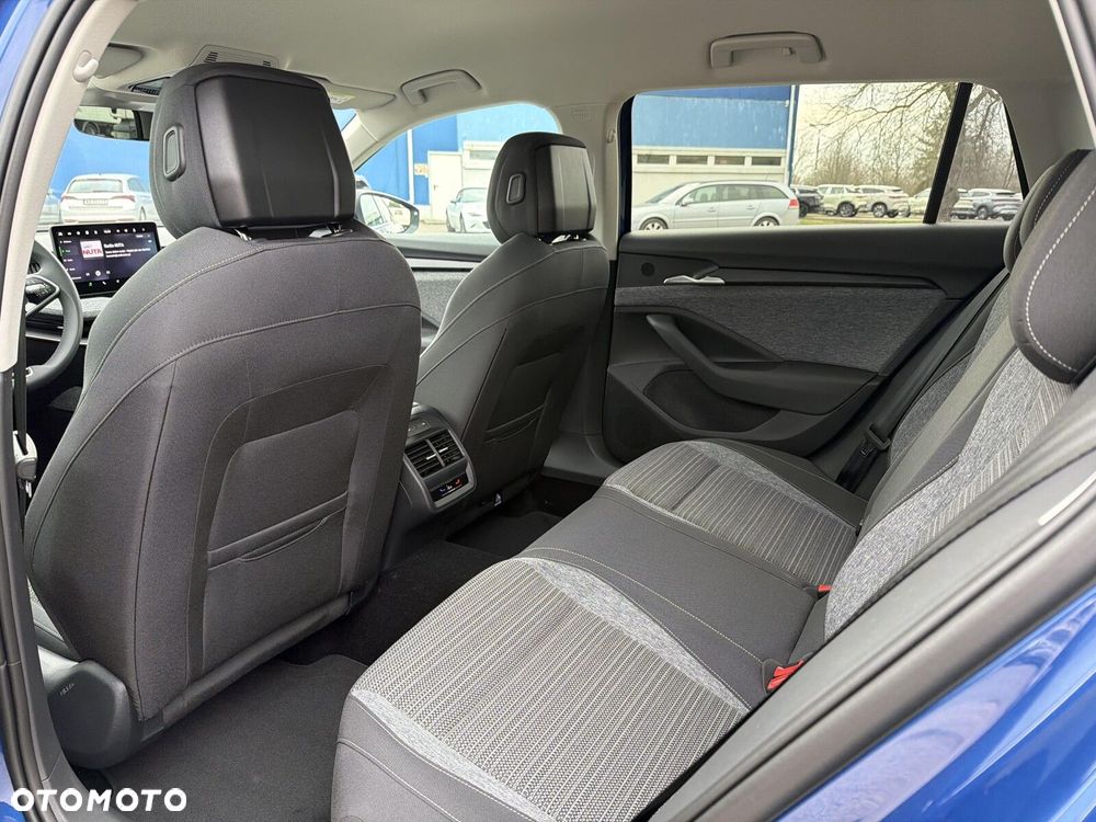 Skoda Superb 1.5 TSI Plug-in Hybrid Drive DSG - 23