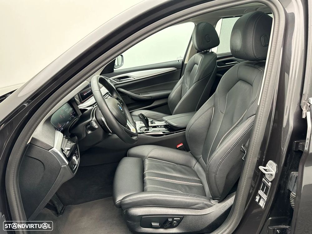 BMW 520 d Line Luxury Auto - 11