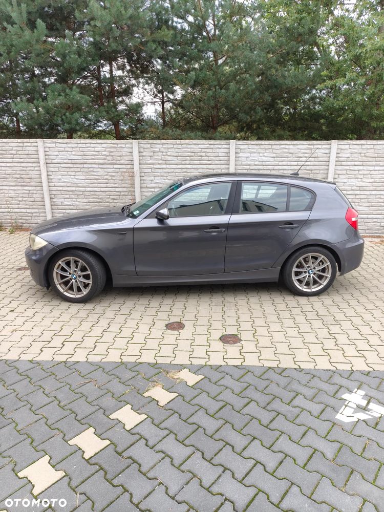 BMW Seria 1 118d - 4