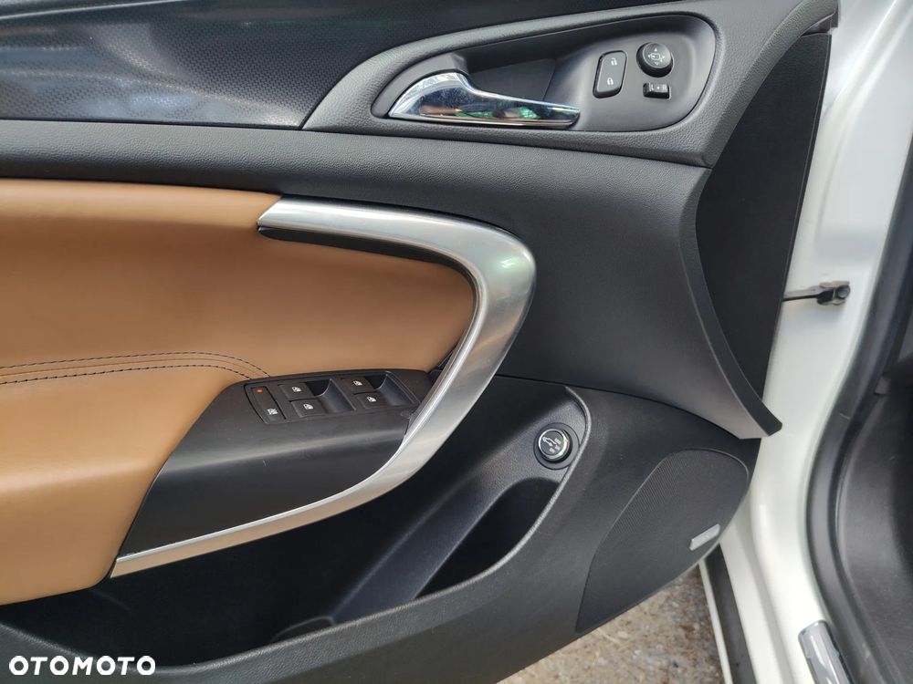 Opel Insignia 2.0 CDTI Cosmo S&S - 13
