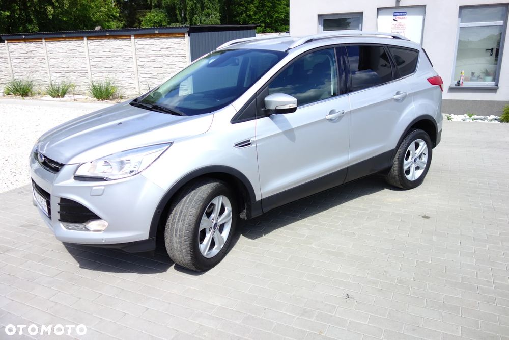 Ford Kuga 1.5 EcoBoost 2x4 Trend - 2