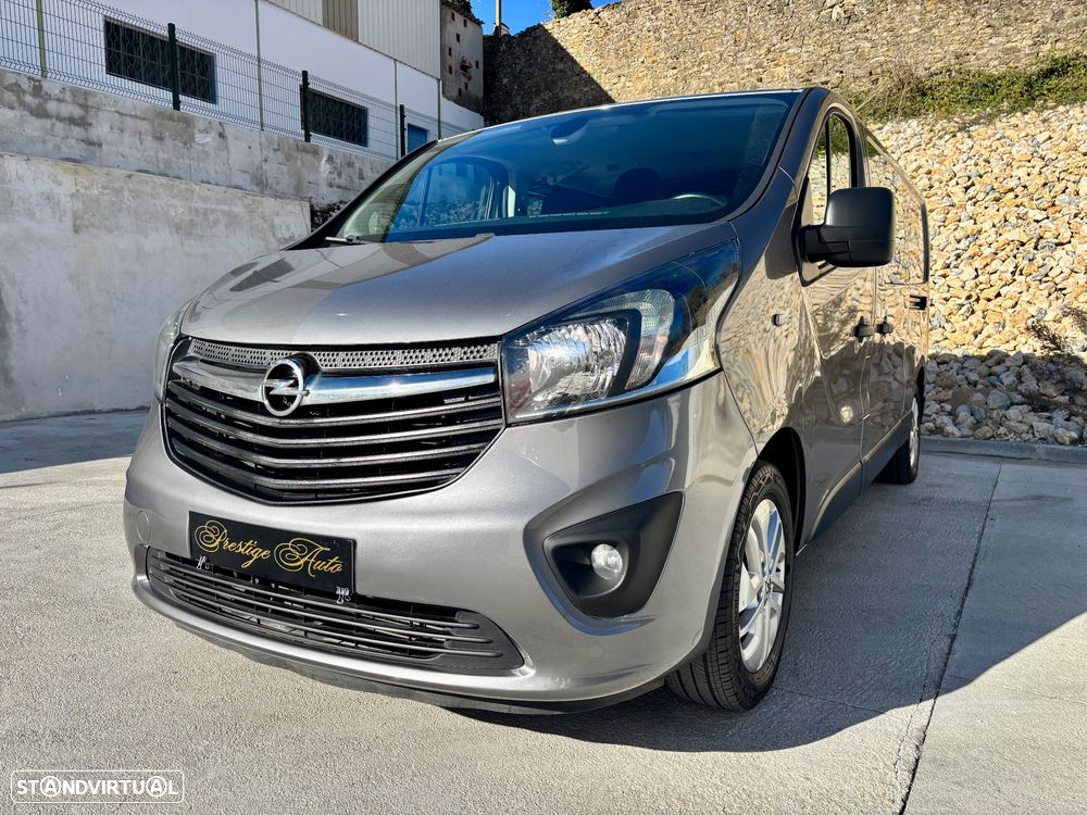 Opel Vivaro 1.6 Biturbo cabine dupla versão longa - 1