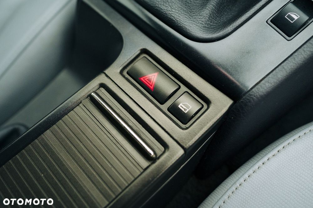 BMW Seria 3 330i Edition Exclusive - 19