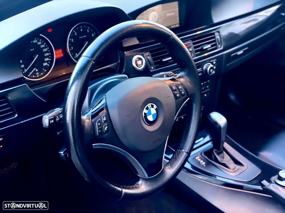 BMW 335 i Auto - 19
