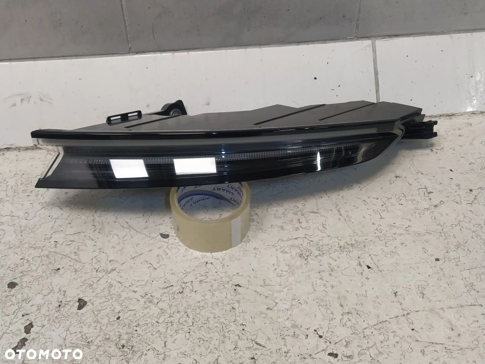 PORSCHE TAYCAN 9JA 19- LAMPA TYŁ TYLNA LED PRAWA LEWA  BASE USA ORYGINAŁ - 16