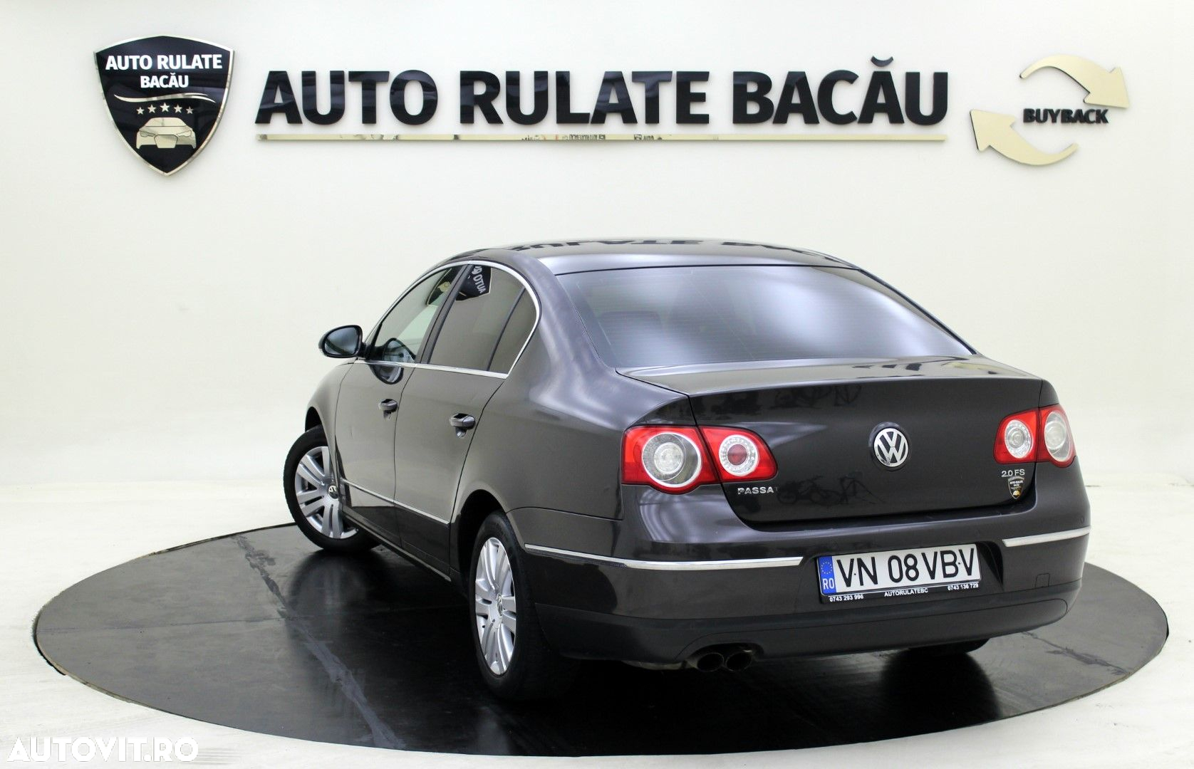 Volkswagen Passat - 7