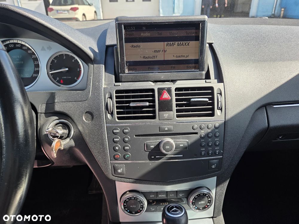 Mercedes-Benz Klasa C 220 CDI DPF Automatik Avantgarde - 17