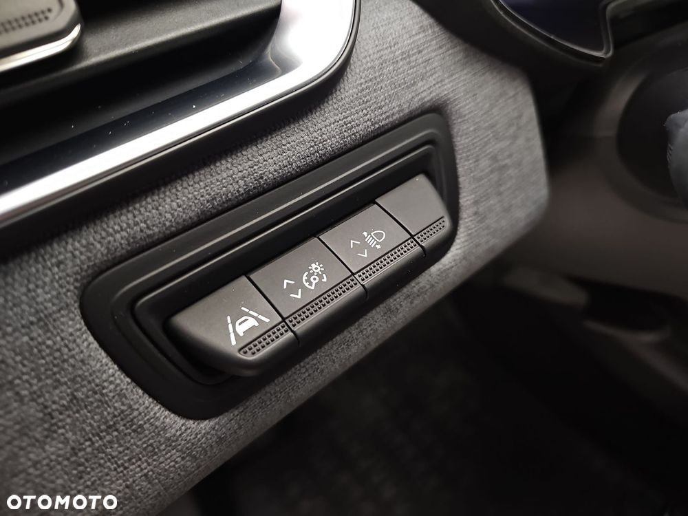 Renault Clio 1.0 TCe Evolution - 12