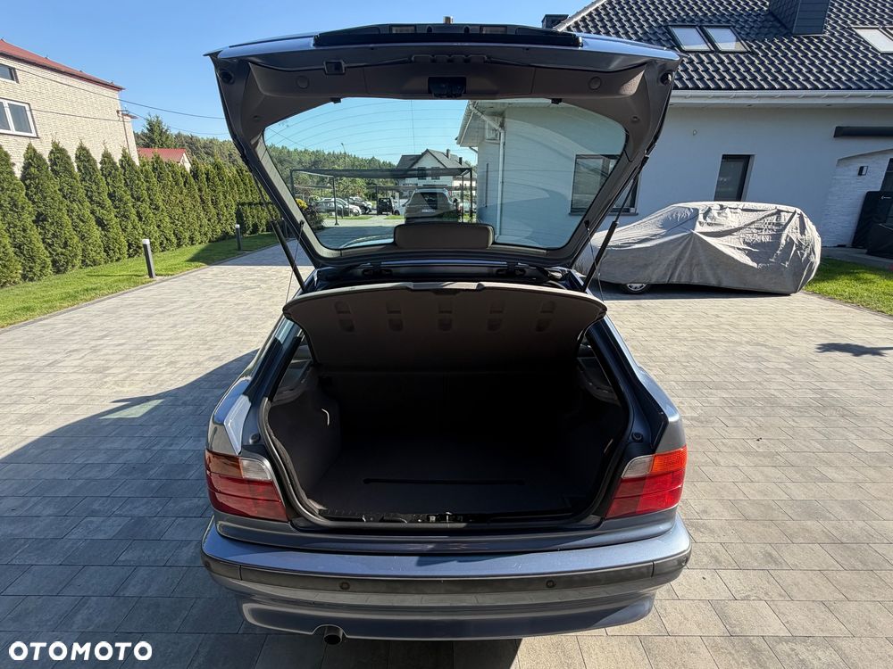 BMW Seria 3 - 20