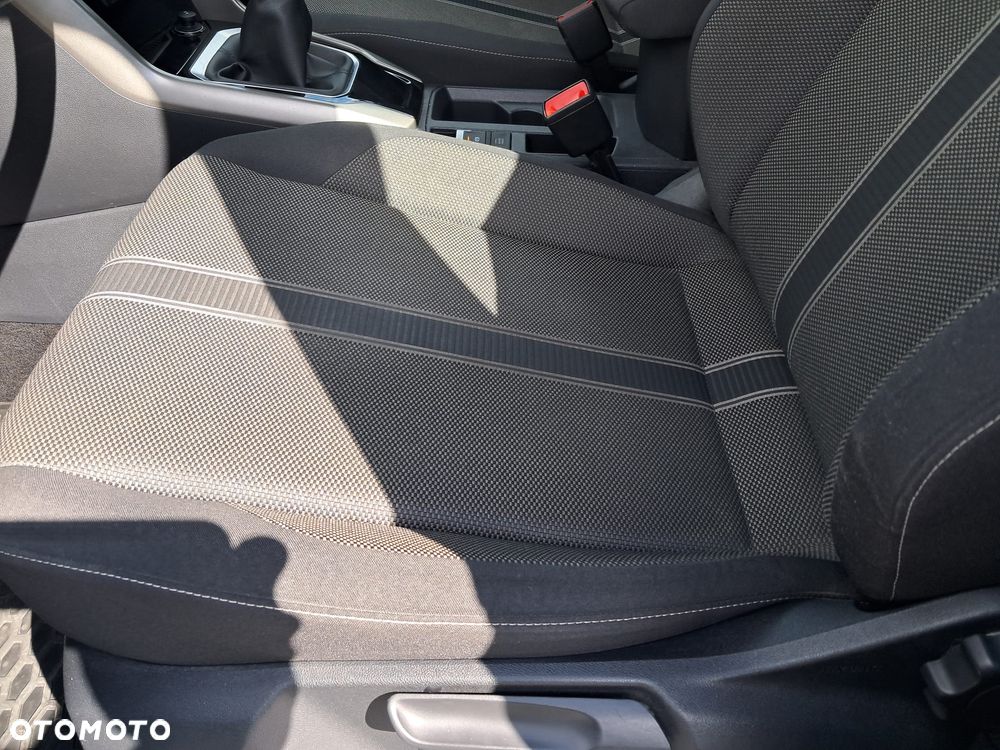Volkswagen T-Roc 1.5 TSI GPF ACT Advance - 25