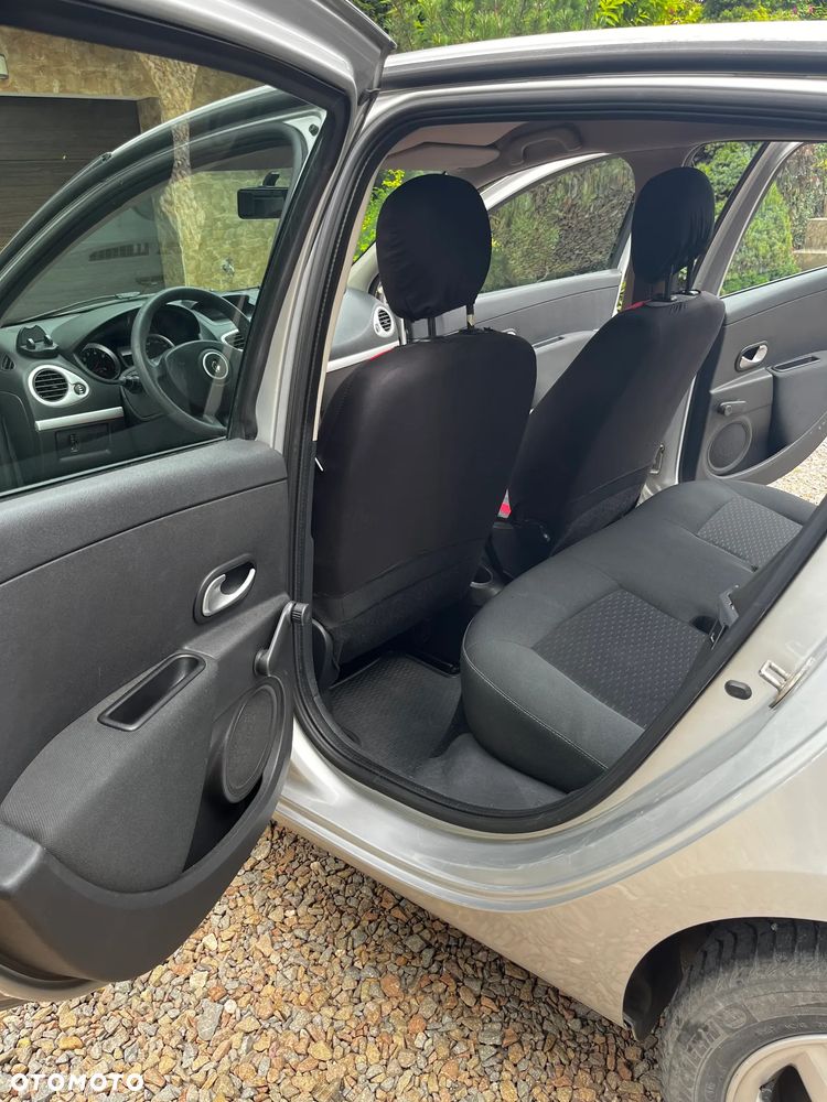 Renault Clio 1.2 16V Alize Euro5 - 9