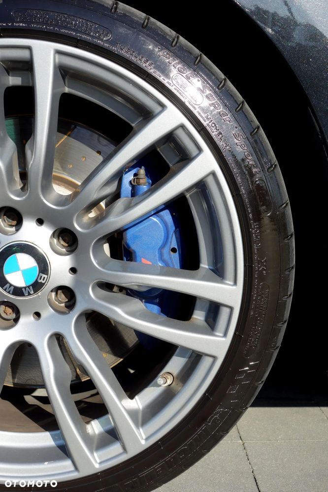 BMW Seria 3 330d xDrive M Sport EU6 - 20