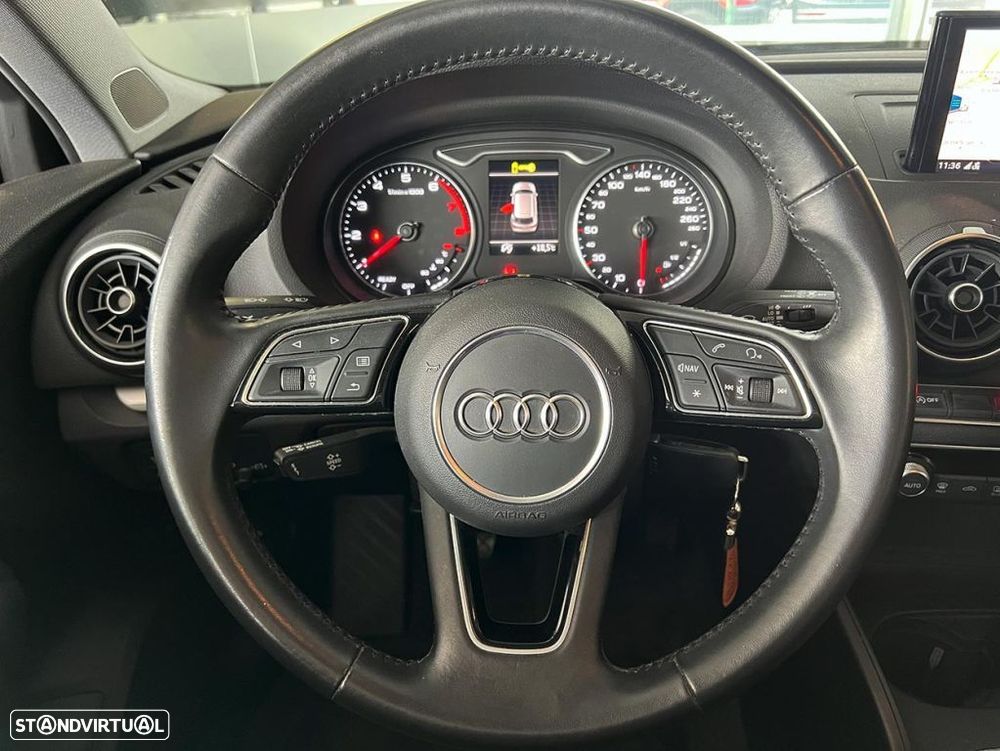 Audi A3 Sportback 30 TFSI - 9