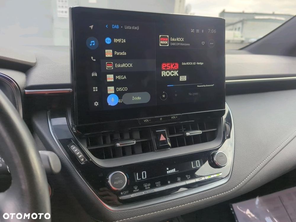 Toyota Corolla 1.8 Hybrid Comfort - 8