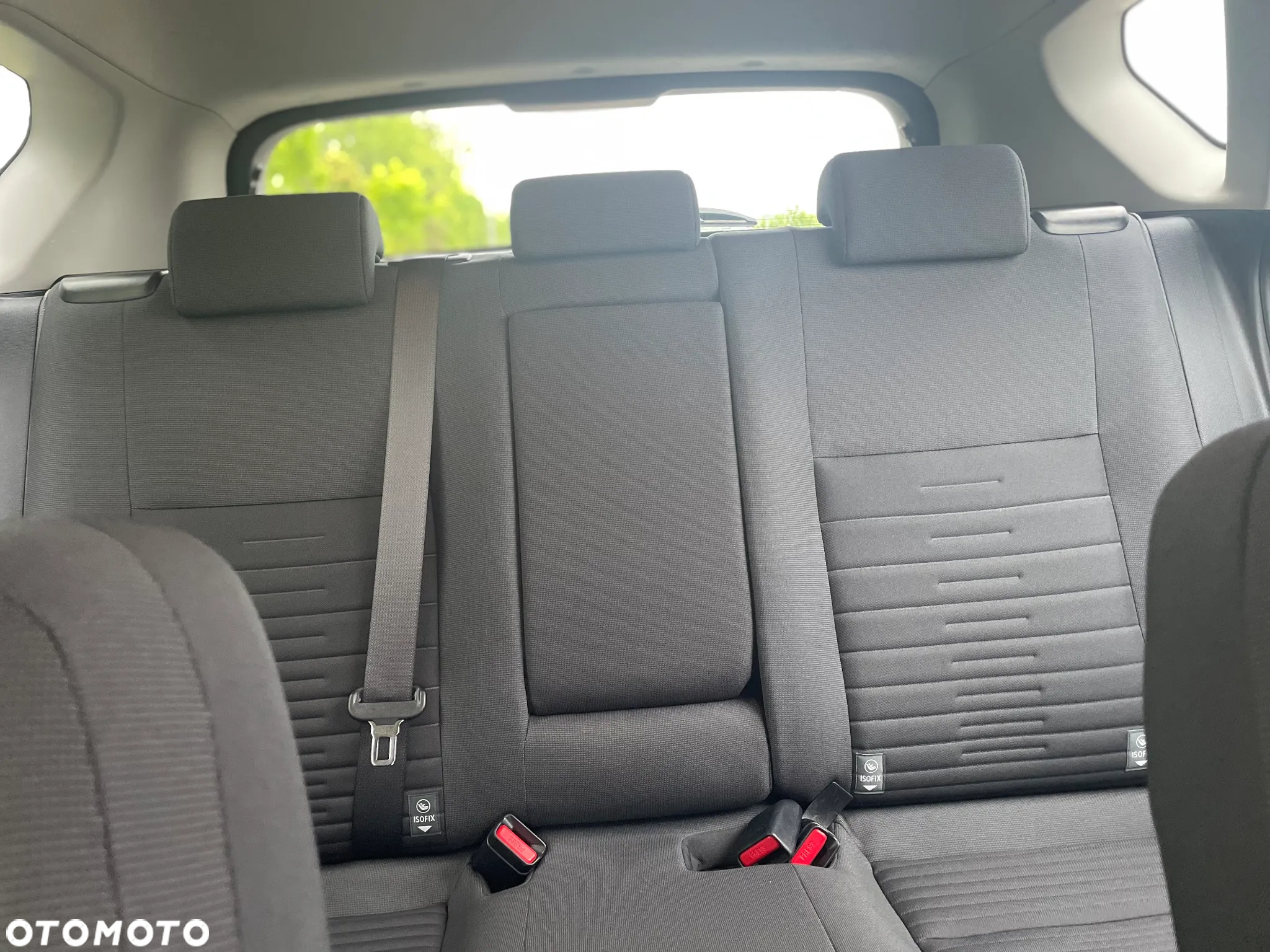 Toyota Auris Hybrid 135 Premium - 8