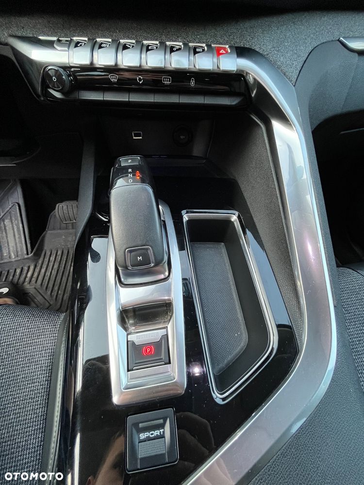 Peugeot 3008 1.6 BlueHDi Allure S&S EAT6 - 14