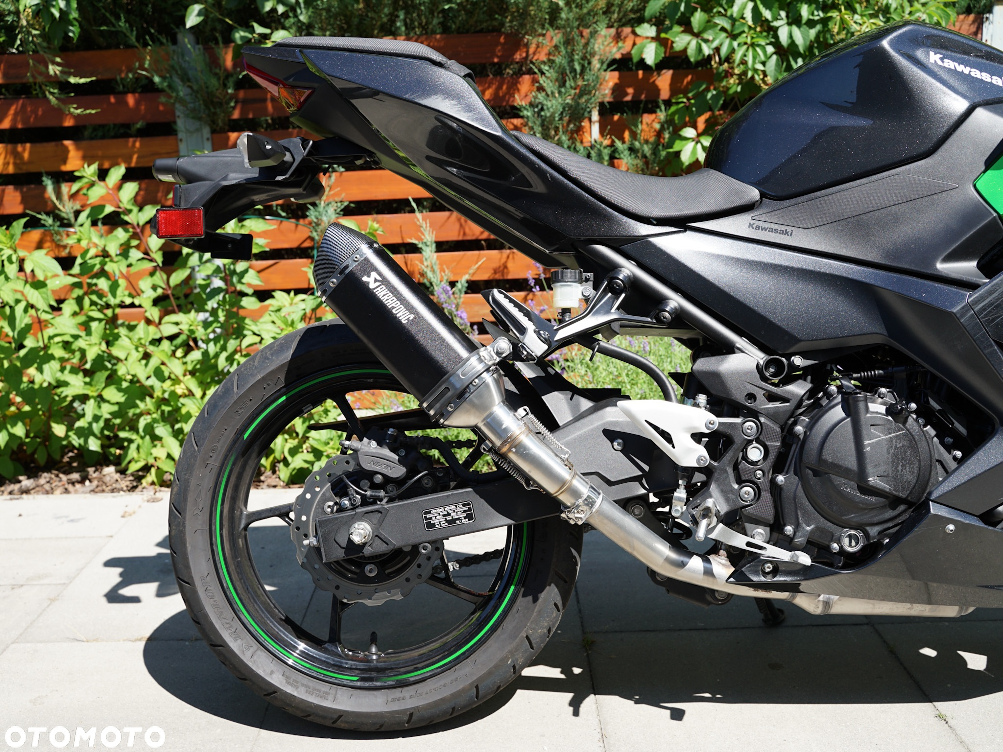 Kawasaki Ninja 400 - 13