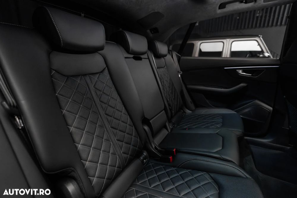 Audi Q8 55 TFSI e quattro Tiptronic PHEV - 35