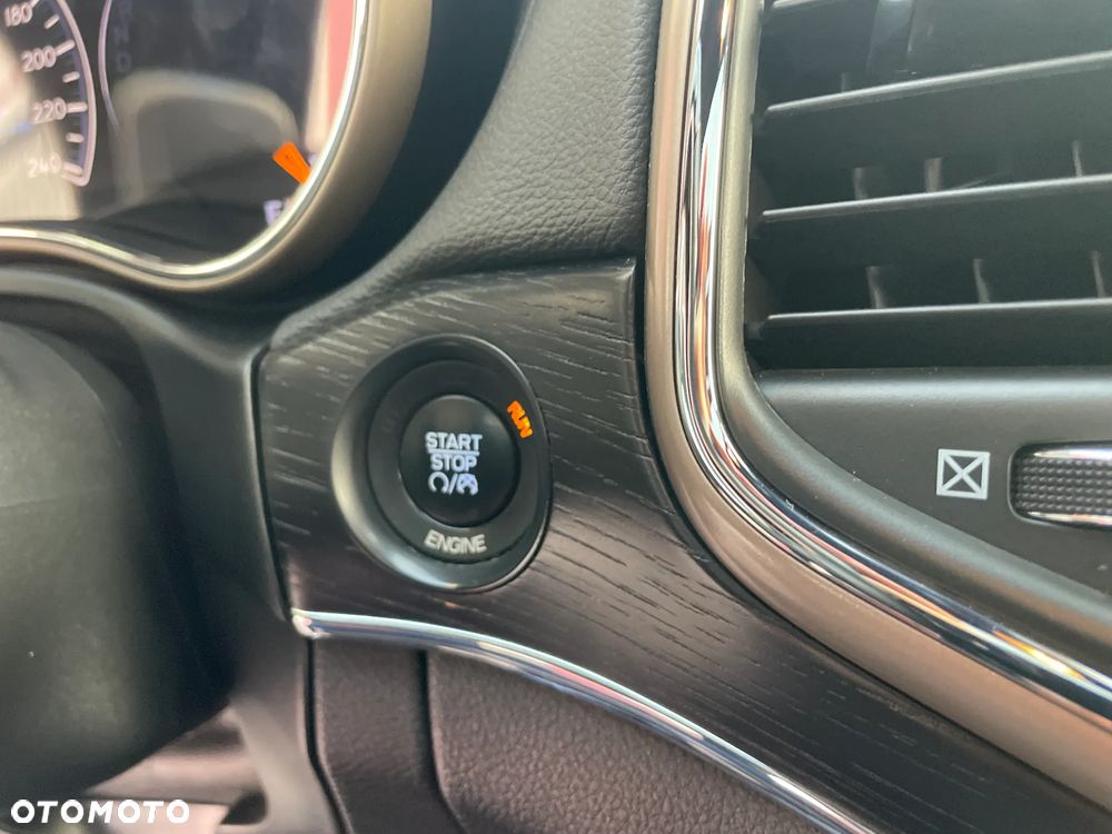 Jeep Grand Cherokee 3.0 CRD Summit - 31