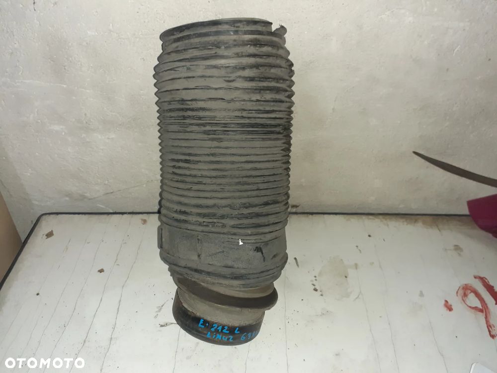 Mercedes W212 W218 AMG Miech Tylny Lewy Poduszka - 1