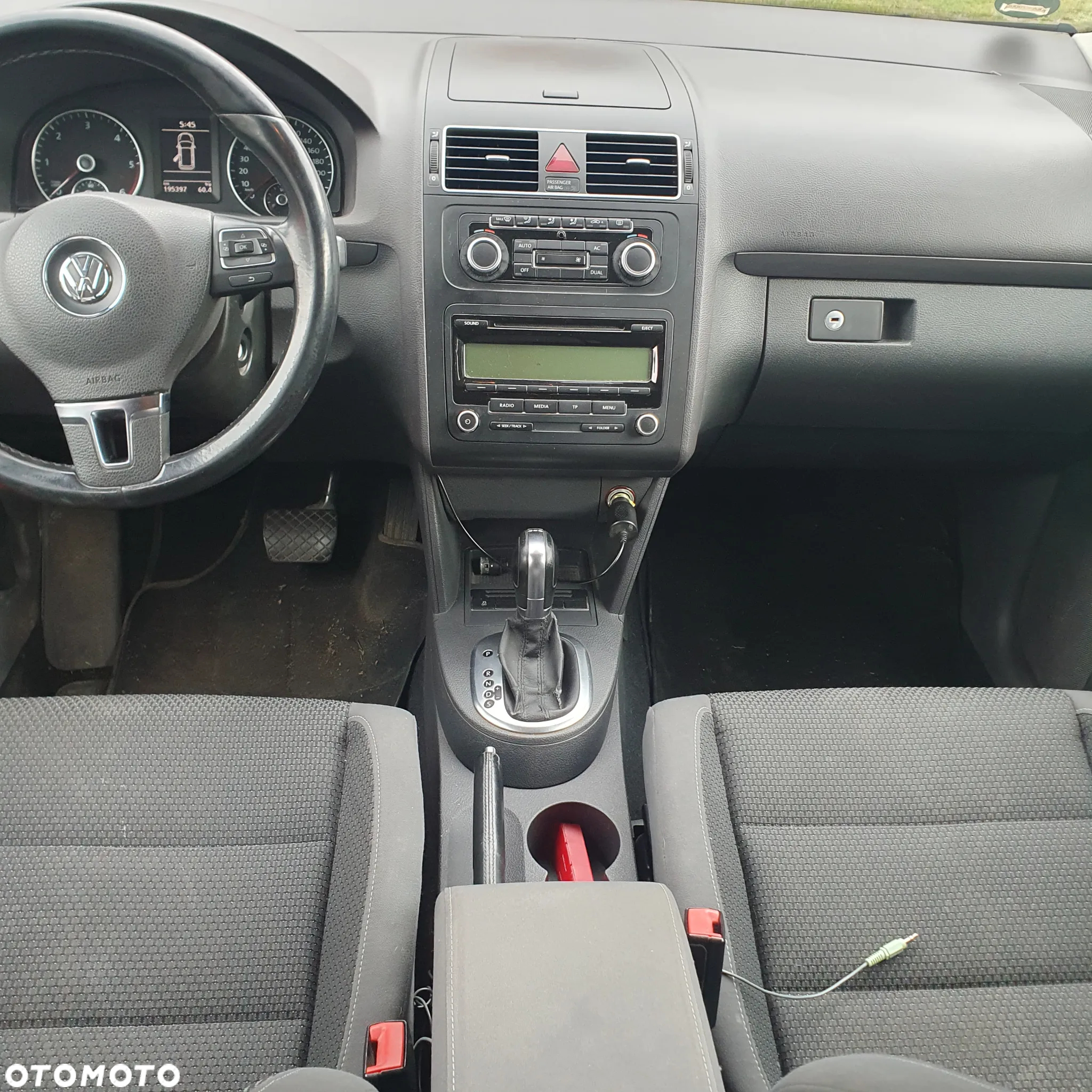 Volkswagen Touran 2.0 TDI DPF Comfortline DSG - 10