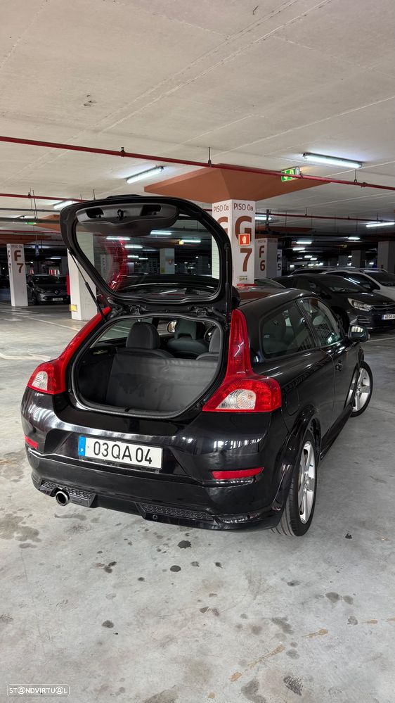 Volvo C30 1.6 D2 R-Design Start/Stop — fotografia 31