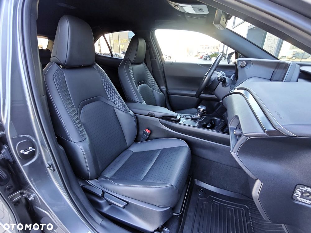 Lexus UX 200 GPF F Impression 2WD - 13