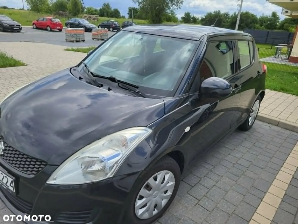 Suzuki Swift - 1