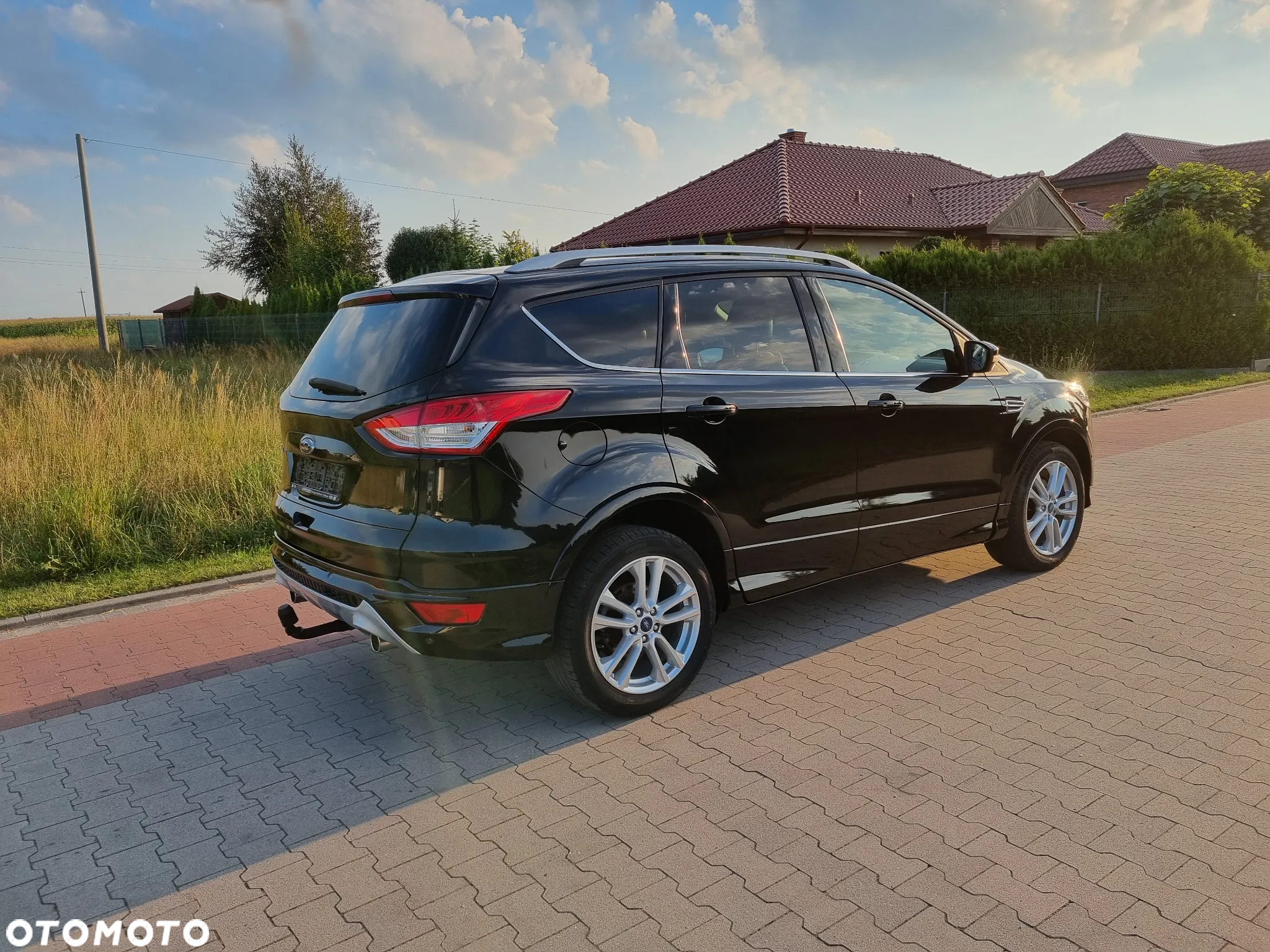 Ford Kuga 1.5 EcoBoost 2x4 Individual - 4